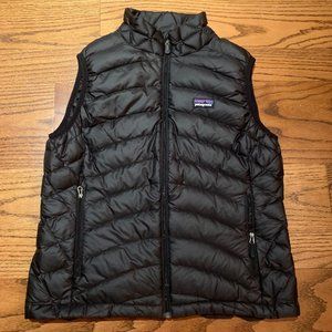 Patagonia Down Vest Size Medium